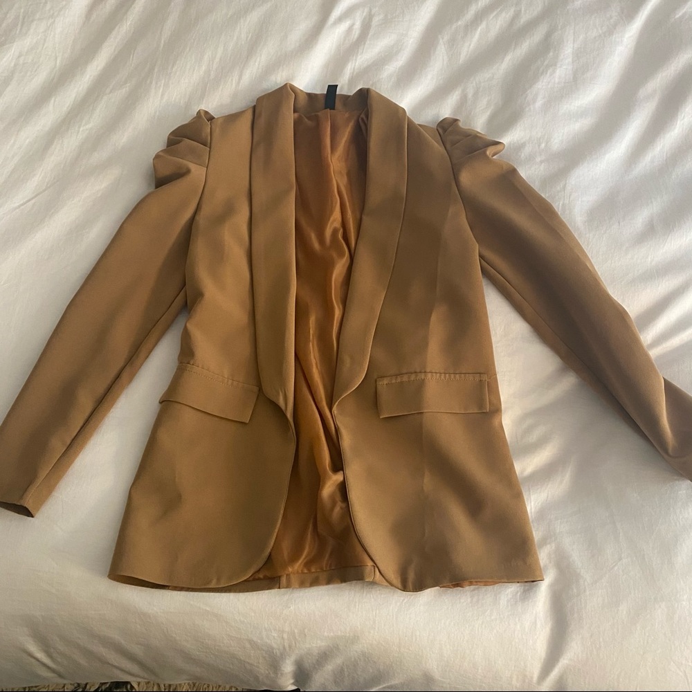 Blazer with Ruffle Shoulders